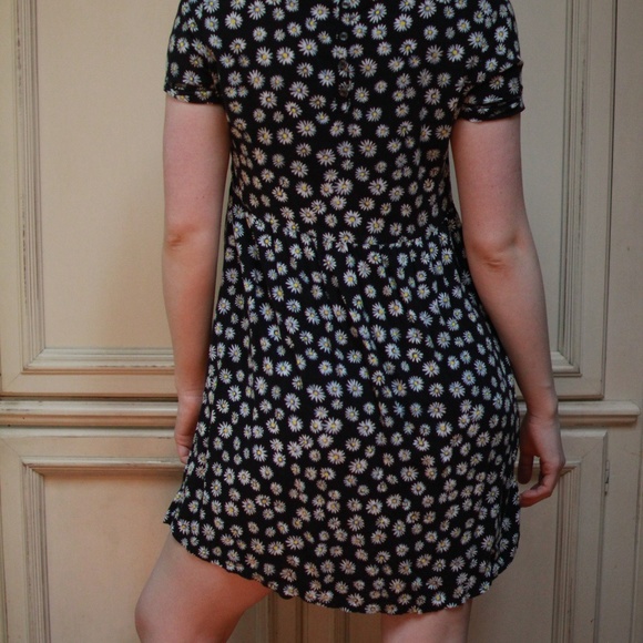 Daisy Printed Mini Dress - Picture 2 of 4